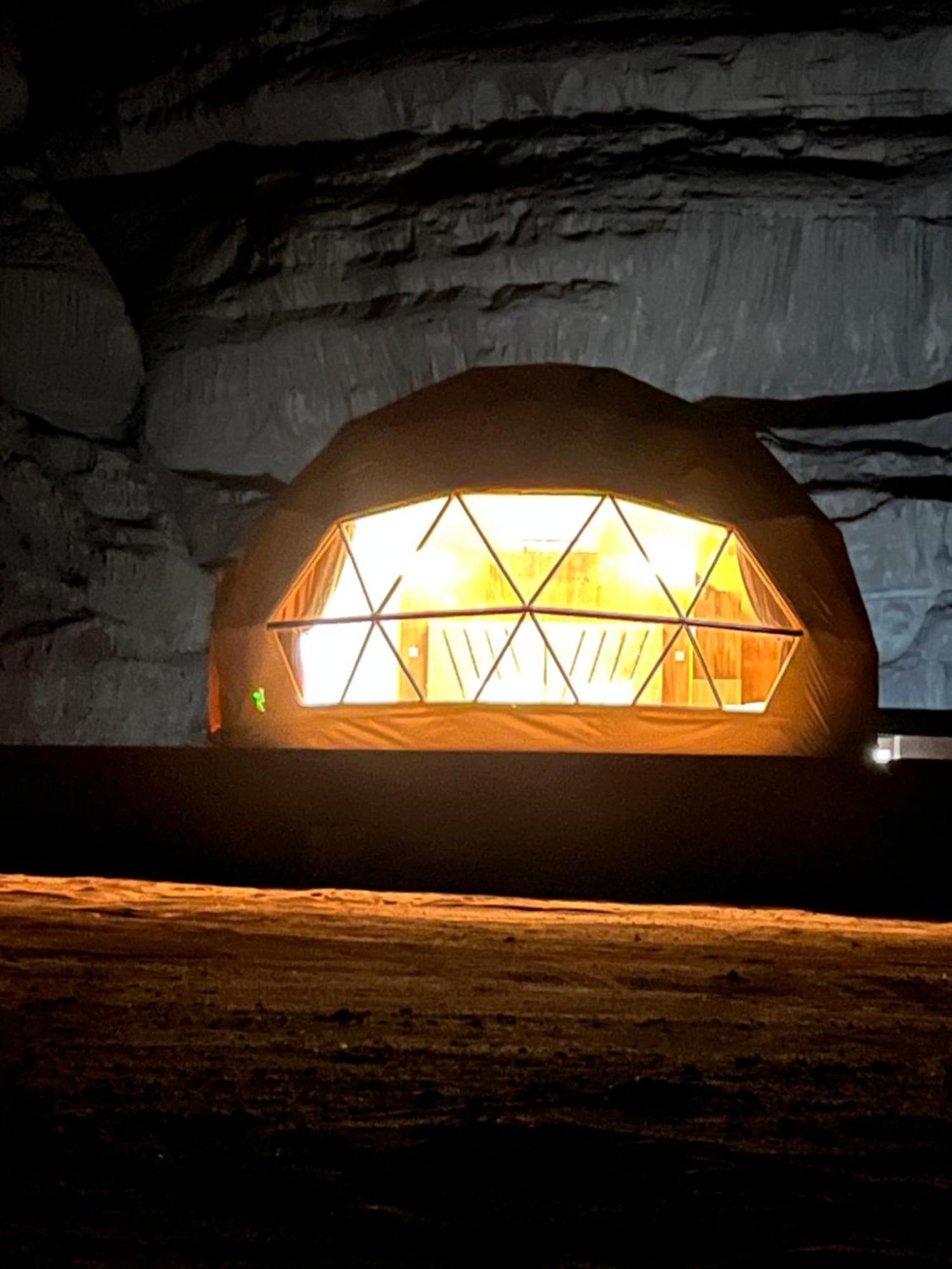 Moon Magic Valley Apartman Rum vádi Kültér fotó
