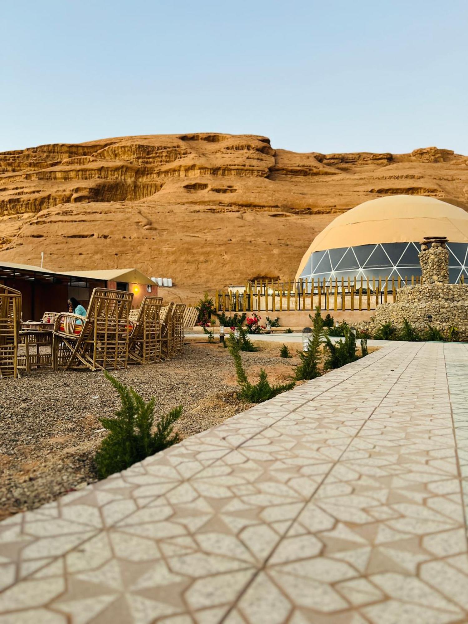 Moon Magic Valley Apartman Rum vádi Kültér fotó